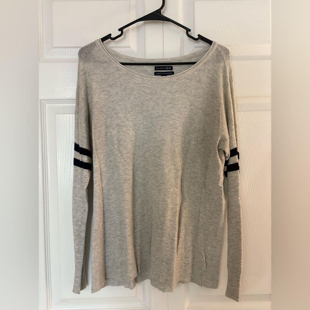 American Eagle Outfitters Gray Ribbed Relaxed Hoodie